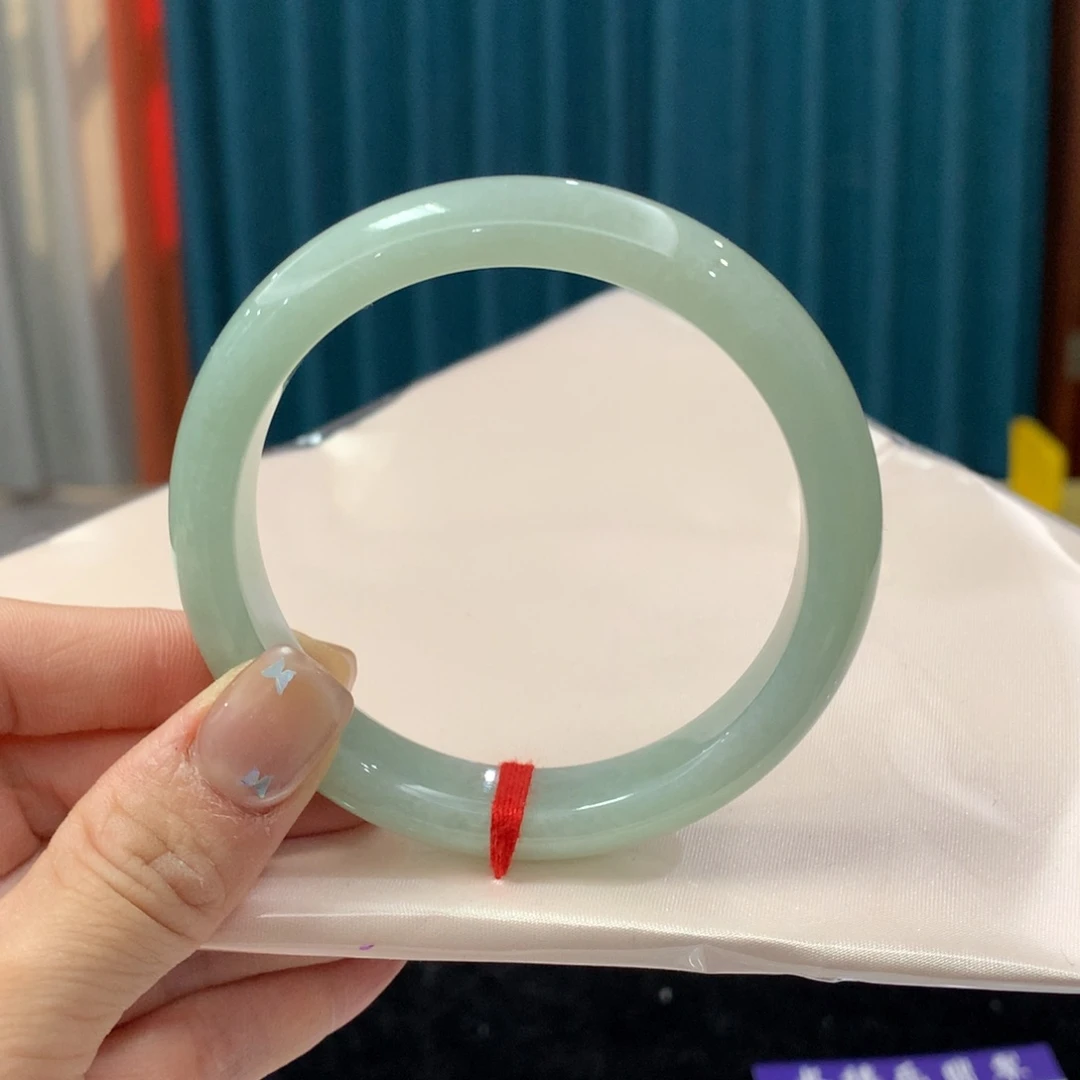 未镶嵌手镯翡翠完美者慎拍 圈口61.8