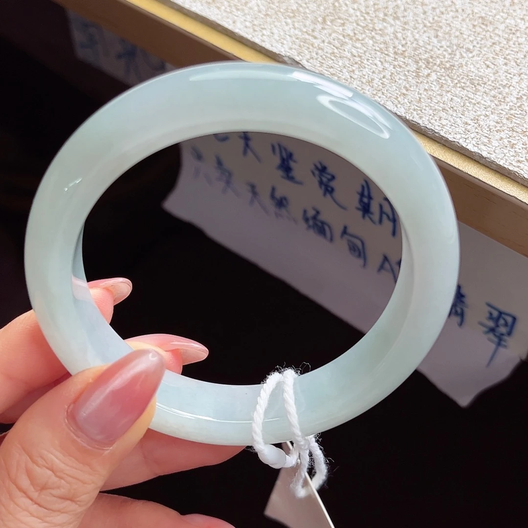 翡翠未镶嵌手镯手镯