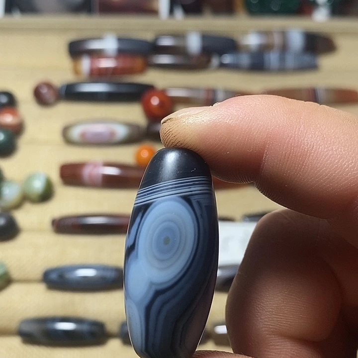 玛瑙/玉髓合金颈饰