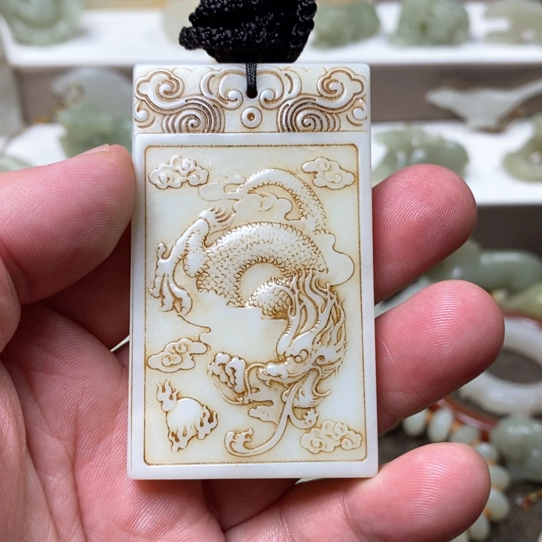 和田玉颈饰未镶嵌野*