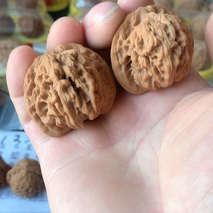 文玩核桃吊坠42山地楼子