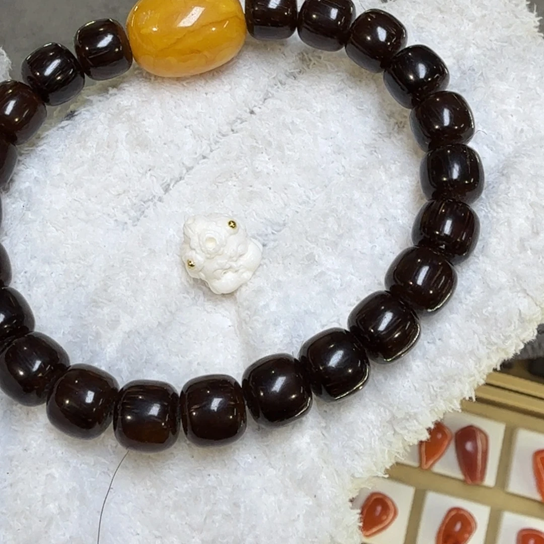 爱***i猴头核桃吊坠配饰 十八