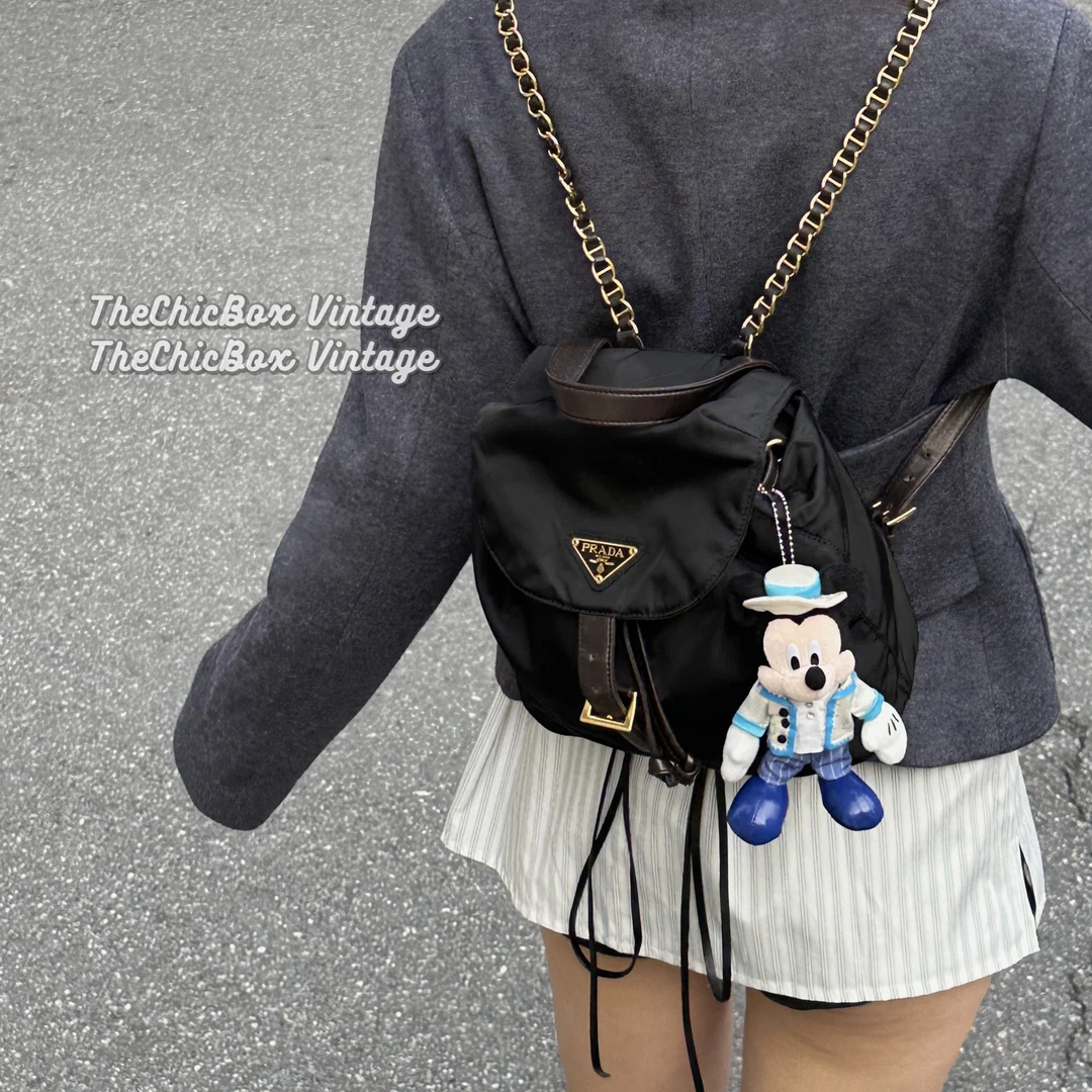 95新 Prada/普拉达 只盒/中古黑色降落伞材质双肩包