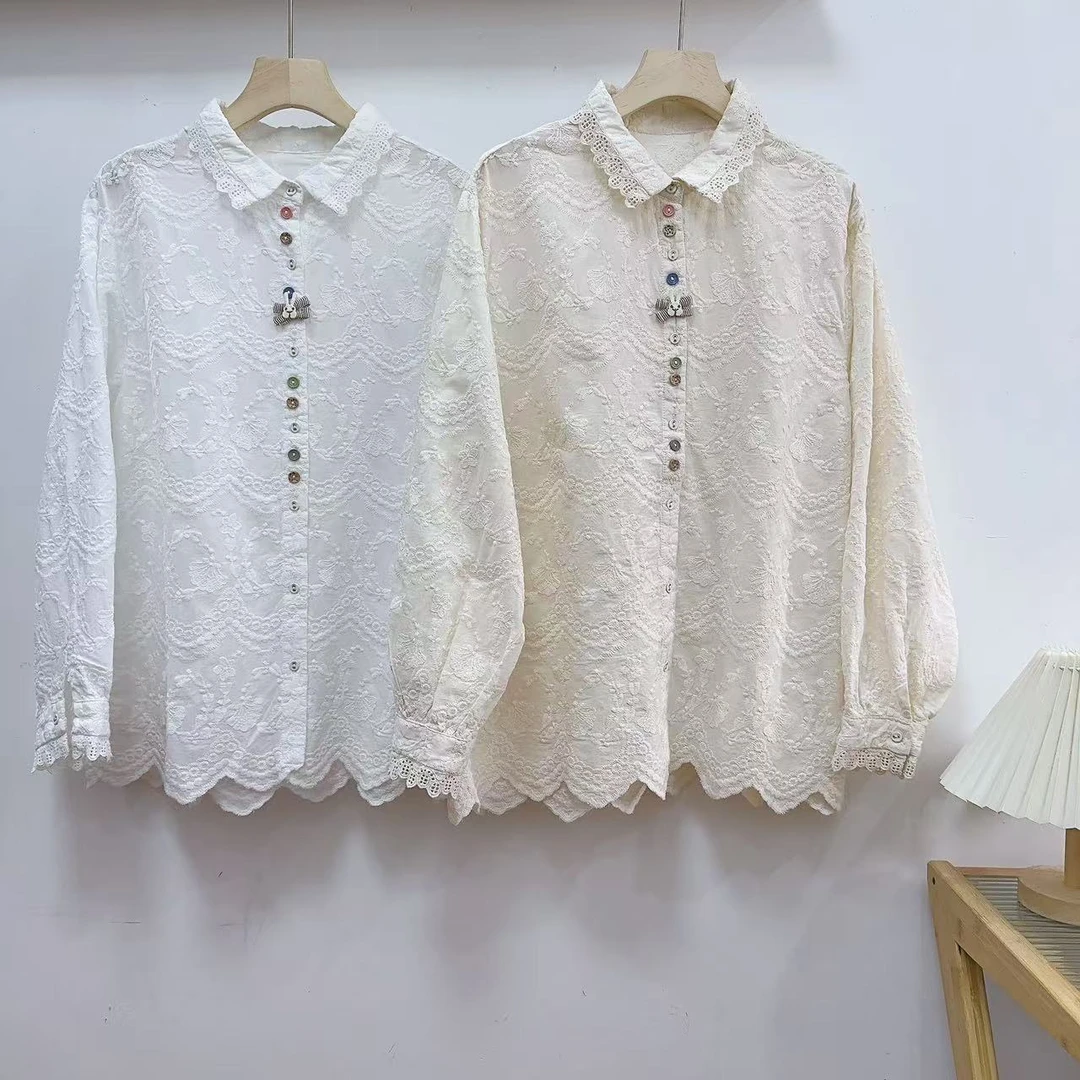 MANXMAN【蝶恋花】新款翻领重工刺绣拼接波浪下摆百搭显瘦衬衫女