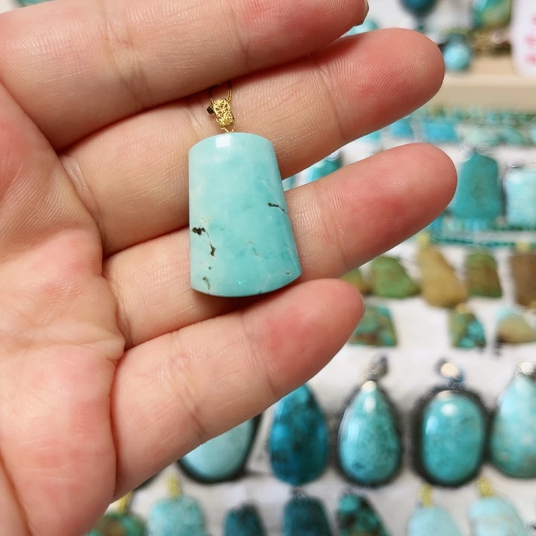 【闪购商品】未镶嵌绿松石珠宝奇石