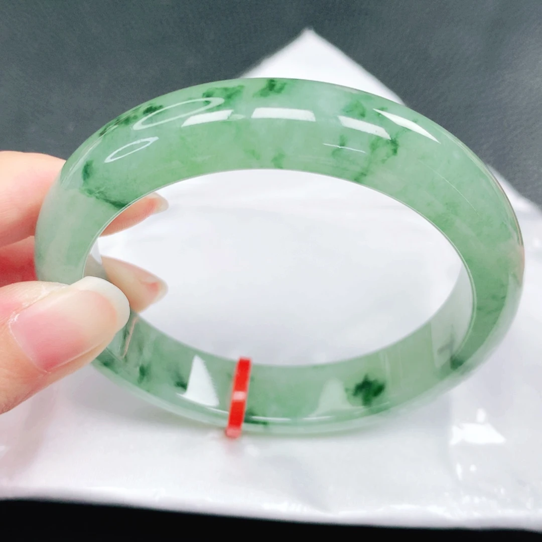 翡翠未镶嵌手镯58圈