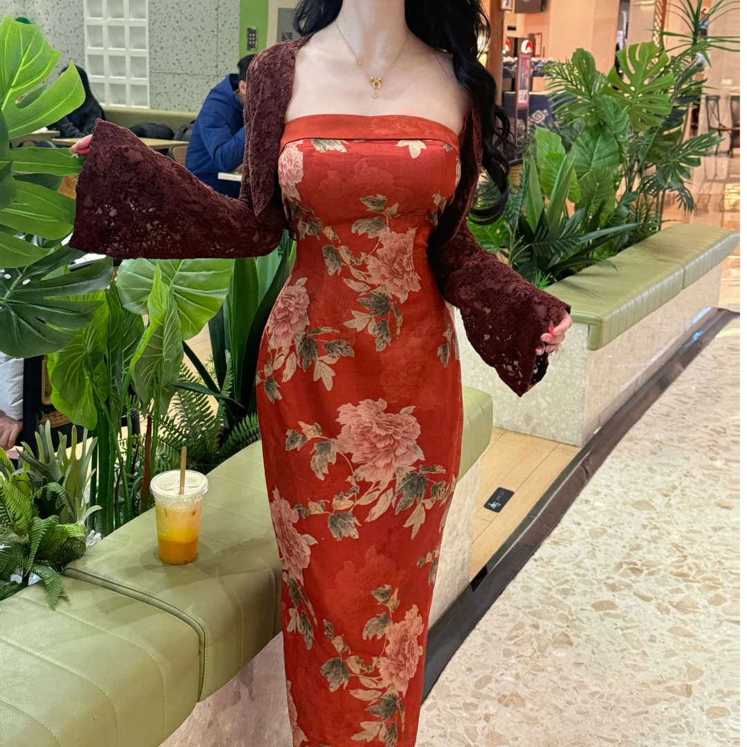 LHMknk1画报夫人原创自制新中式缎面提花翻领吊带连衣裙 红啧