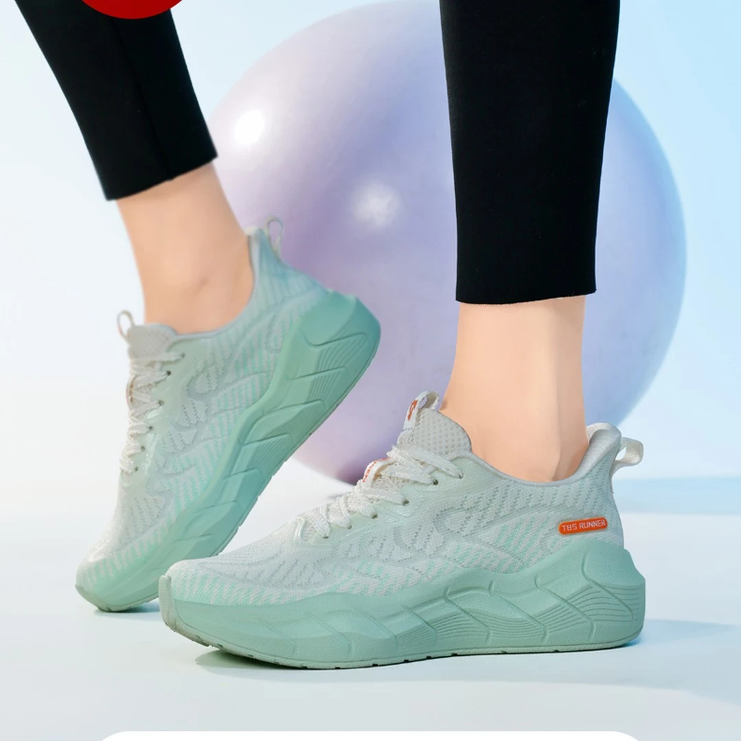 拓步森女款磁能缓振按摩鞋M26768抗菌除臭鞋城市速碳阔腿裤必备鞋