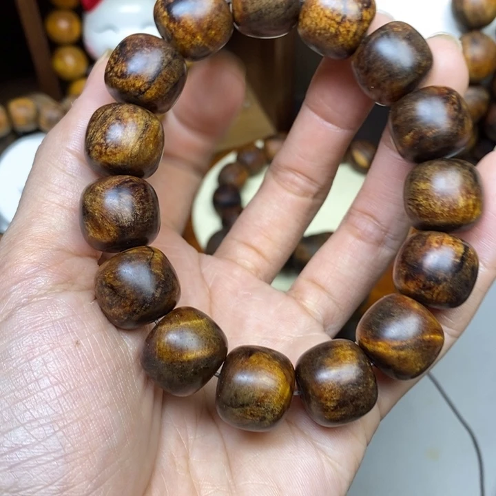 海***哟贡木把件感谢大家的支持
