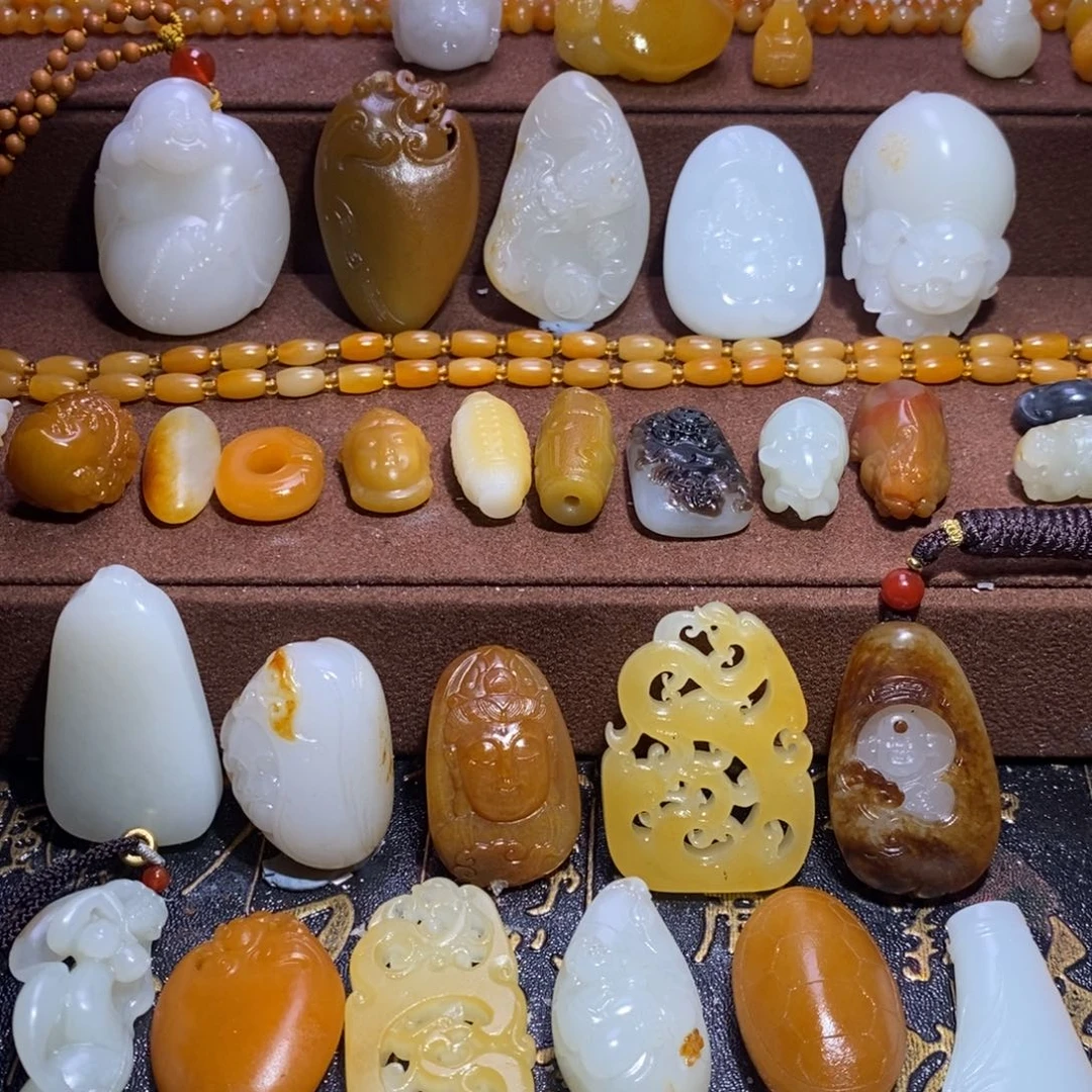 和田玉未镶嵌颈饰