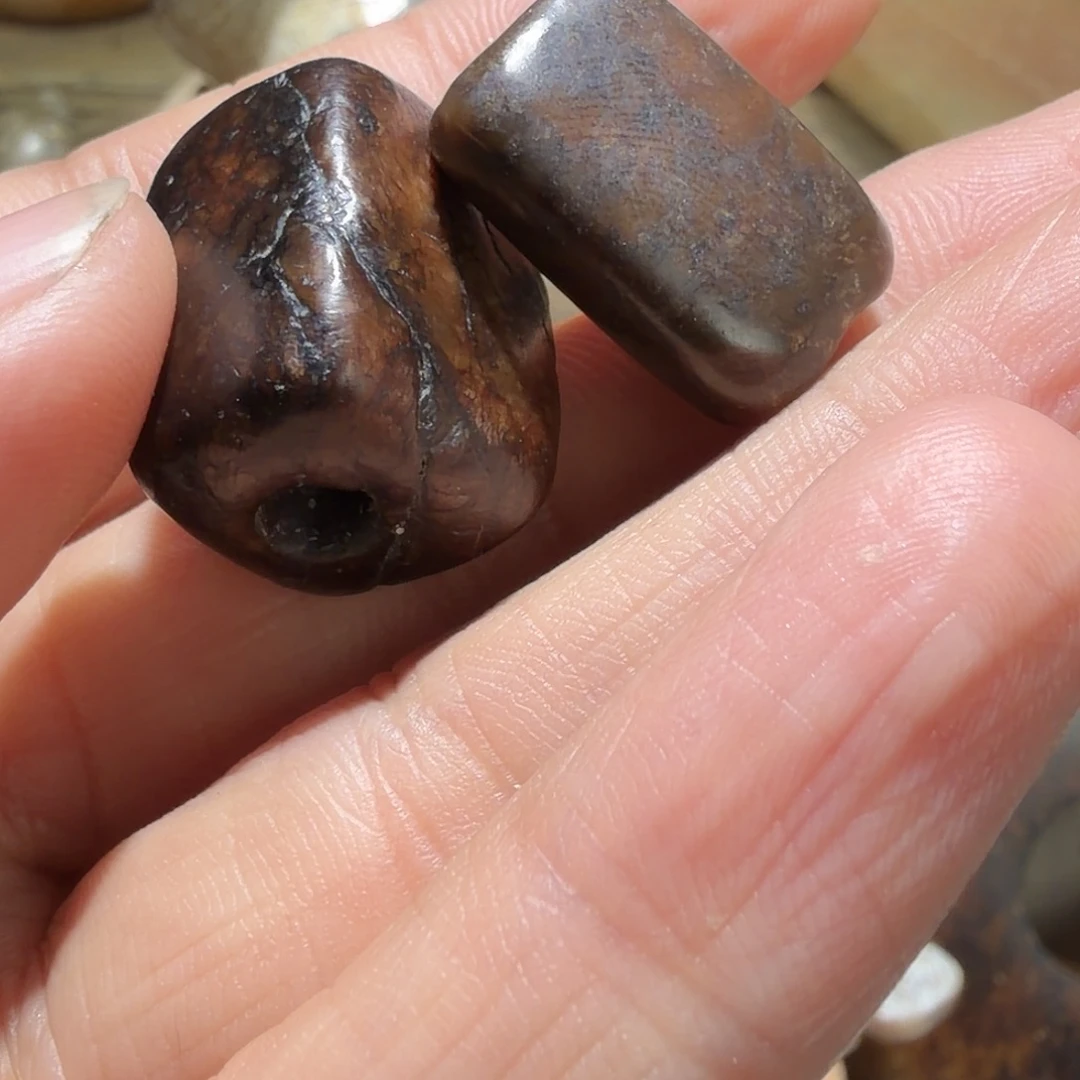 张***江和田玉未镶嵌挂件