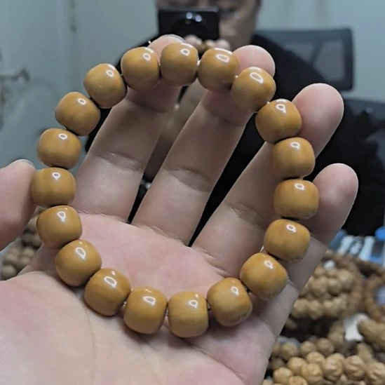 猴头核桃吊坠聚宝盆雕刻老型