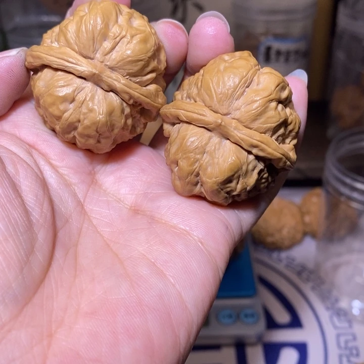 核桃把件彭**辉蛤蟆38尺全品