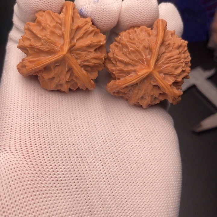 吊坠文玩核桃盘山