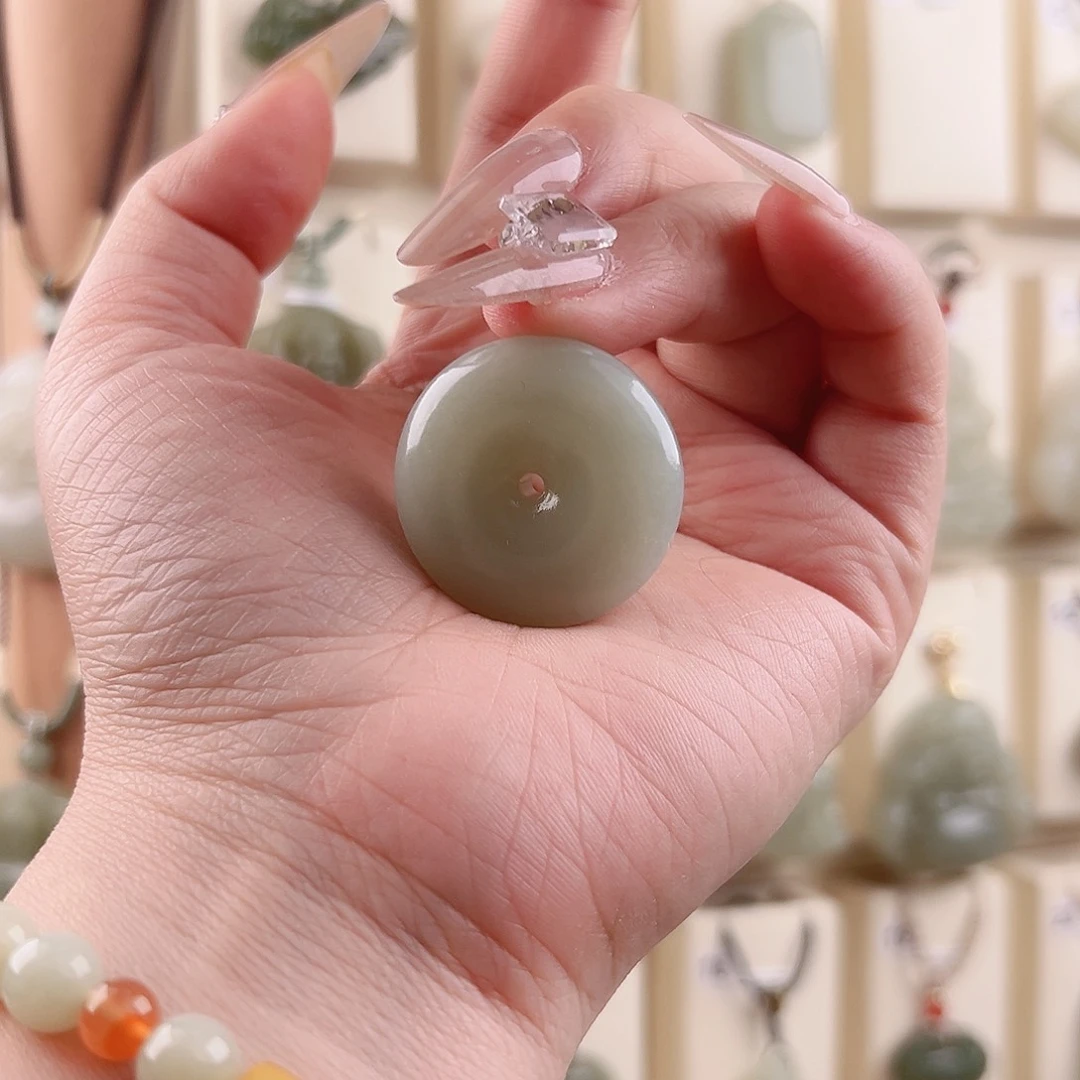 和田玉吊坠(不含链)未镶嵌顺**然