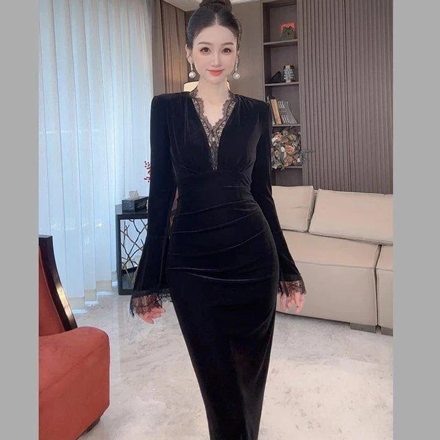 简约修身拼接蕾丝包臀连衣裙长袖微喇女神款气质女人味性感黑色