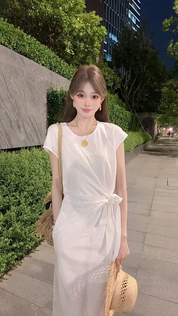 法式气质亚麻连衣裙女2025夏新款收腰绑带修身