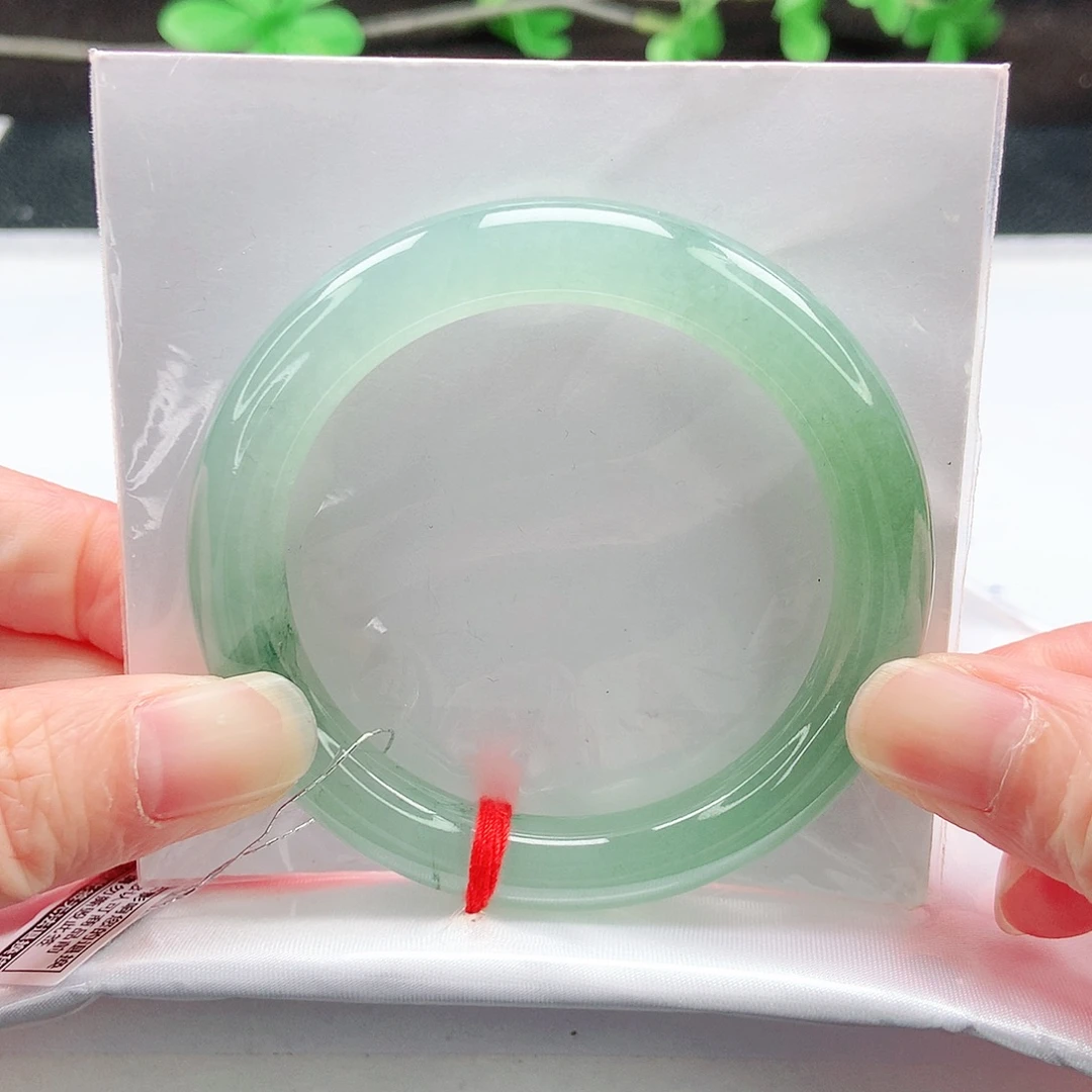 翡翠未镶嵌手镯51.5圆条