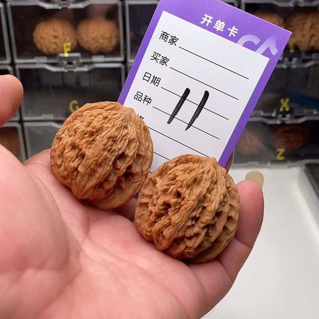 核桃把件40虎头全品