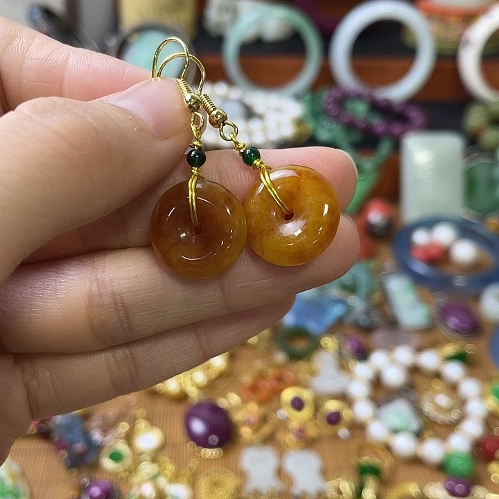 散珠翡翠精美雕刻物件物件