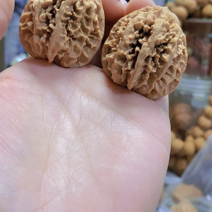 【闪购商品】文玩核桃把件?*车38状元冠