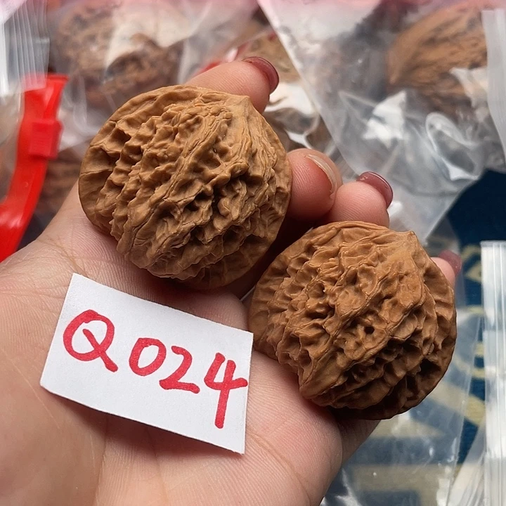 文玩核桃把件核桃