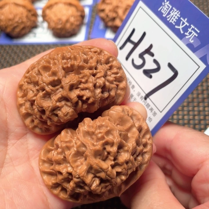 桃核吊坠H527帝王50
