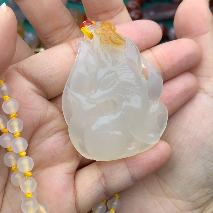 未镶嵌颈饰玛瑙/玉髓