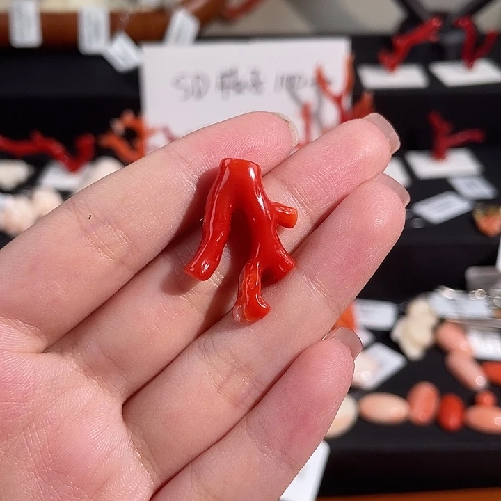 Aka 耳饰胸针戒指雕刻件原枝吊坠