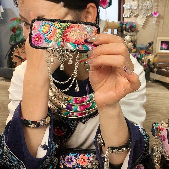花岗石铁合金发夹