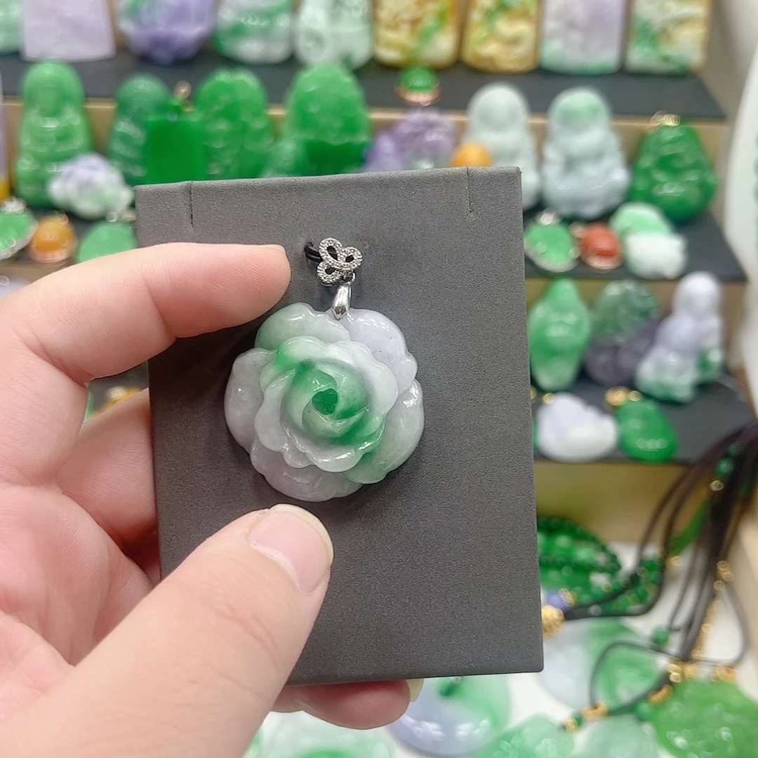 吊坠(赠链)银S925镶嵌翡翠