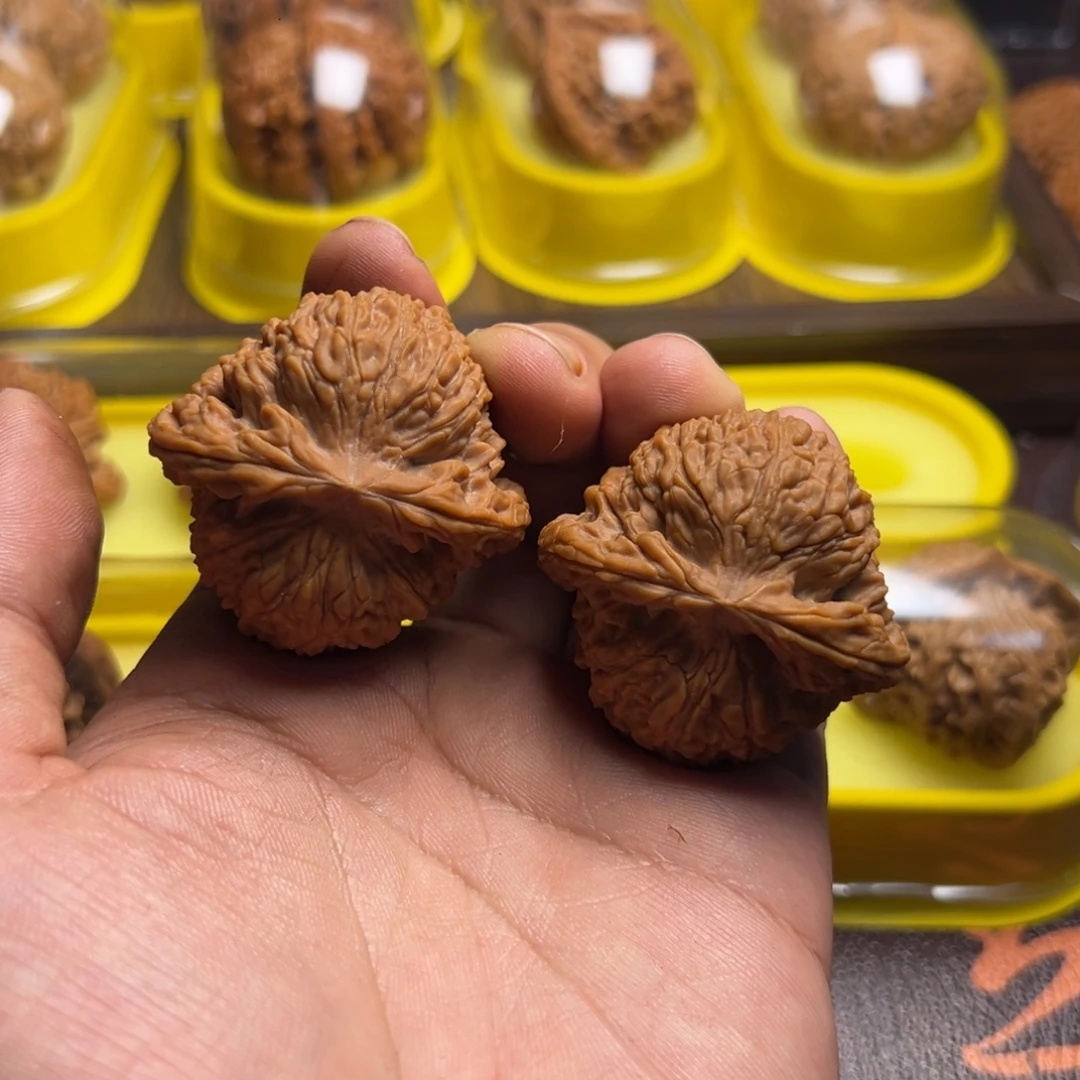 吊坠文玩核桃46尺南疆石