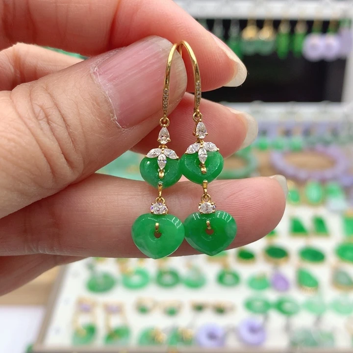 翡翠18K金镶嵌耳饰