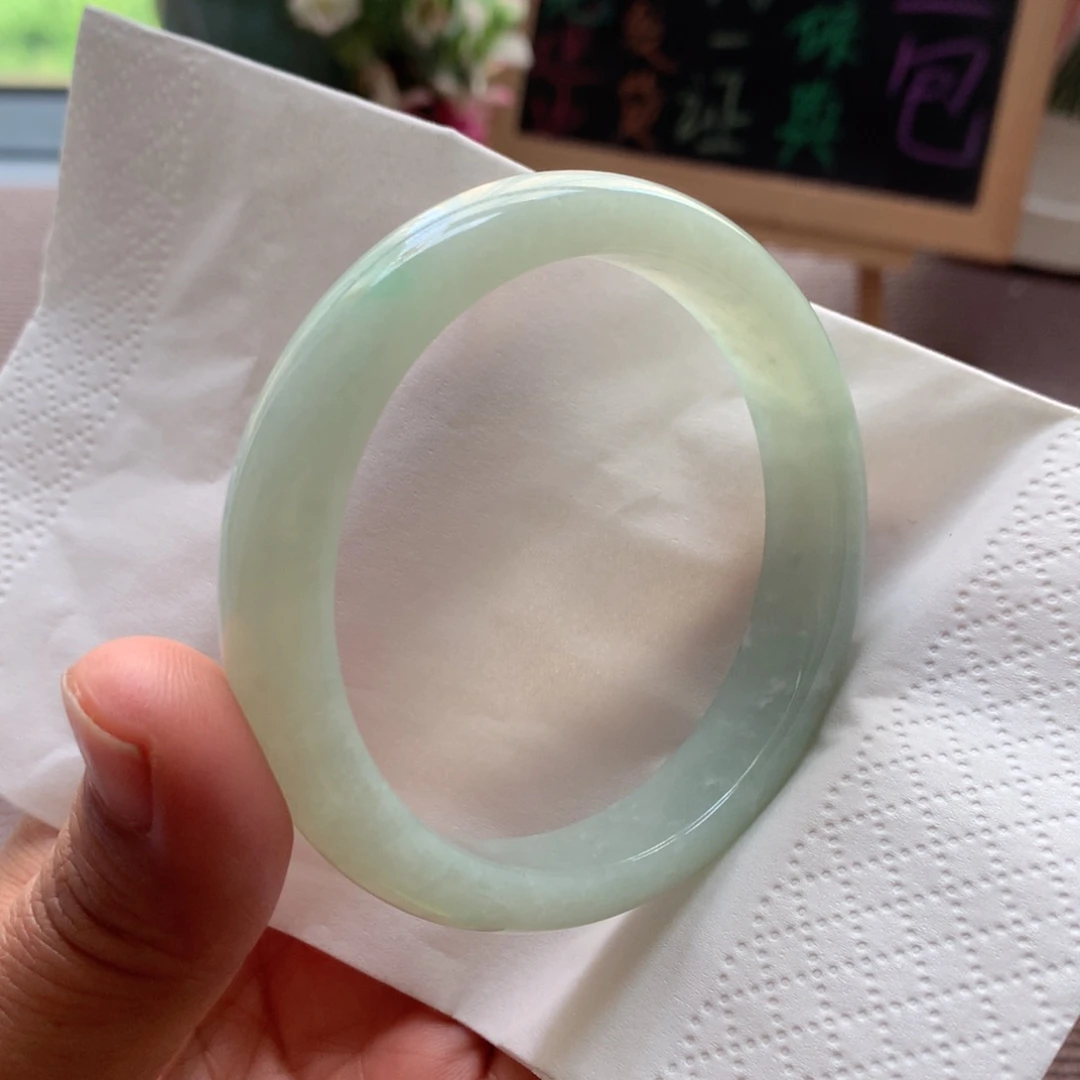 翡翠手镯未镶嵌1号