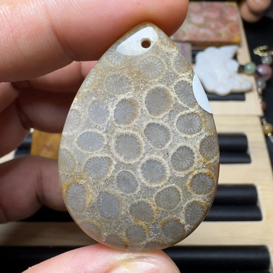 硅化玉未镶嵌纯天然色有机玉石保真色
