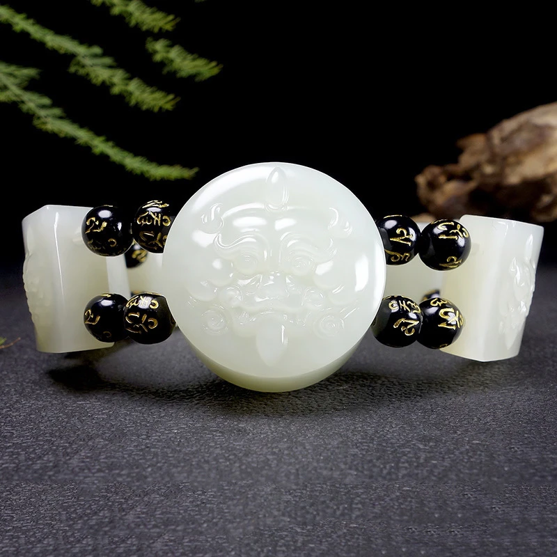 天然和田玉八大守护神手牌男款青白玉手工精雕龙头本命年手链手串