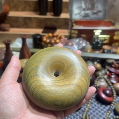 维腊木（绿檀）莲**心