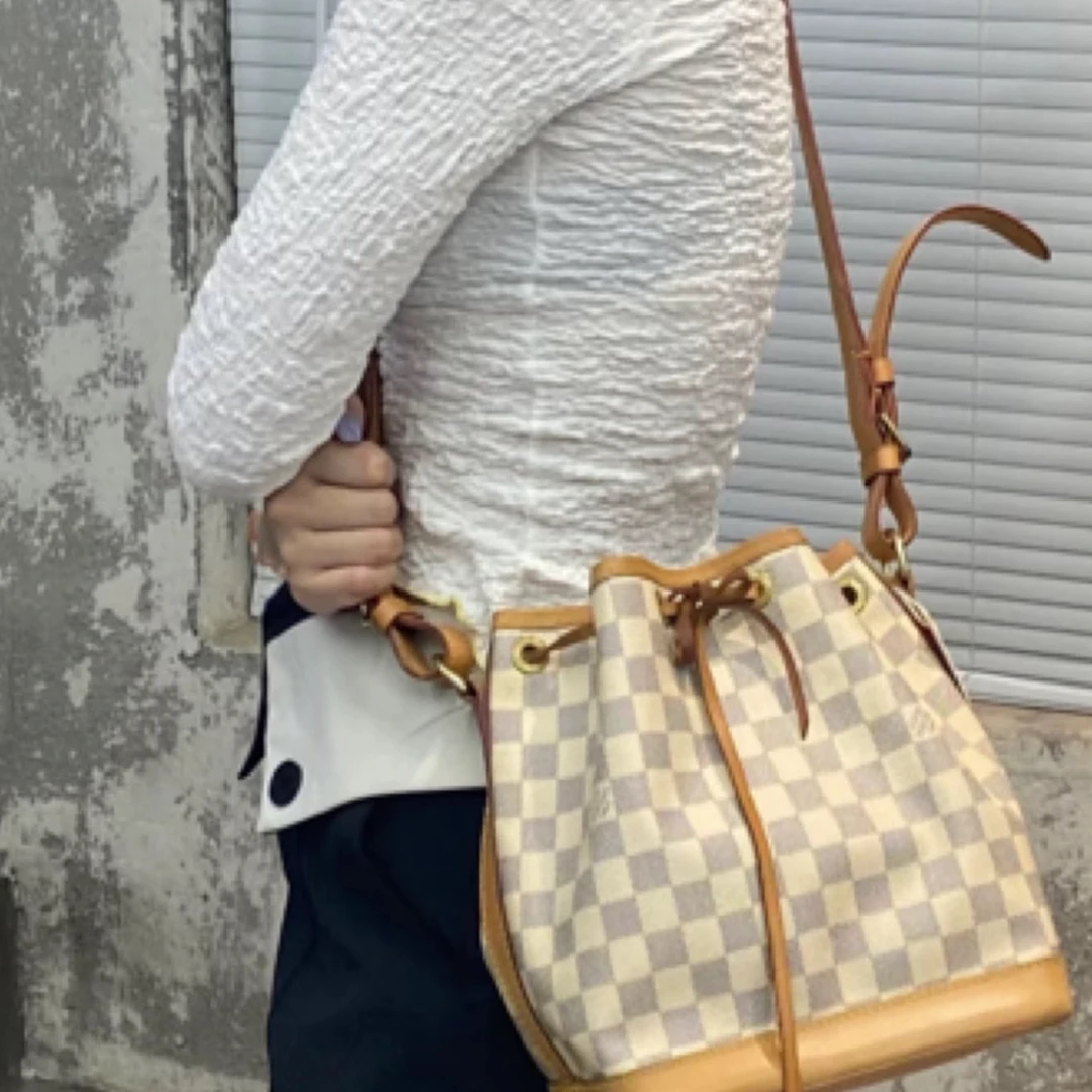 95新 LouisVuitton/路易威登 95新 Lv白棋盘格水桶972914