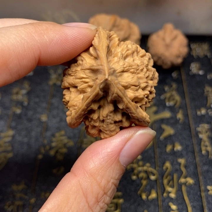 时***短文玩核桃吊坠文玩核桃异形单只