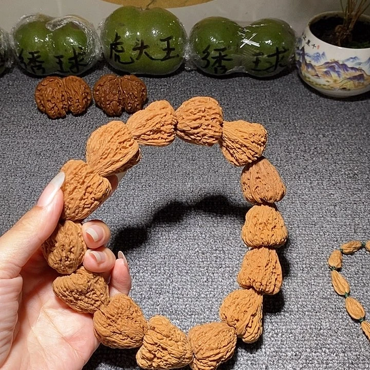 把件文玩核桃南疆异形一帆风顺手持