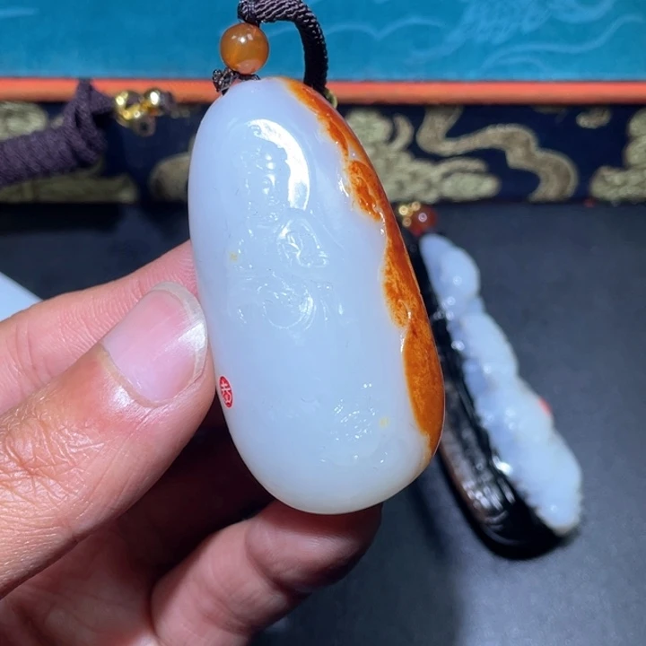 和田玉未镶嵌颈饰J