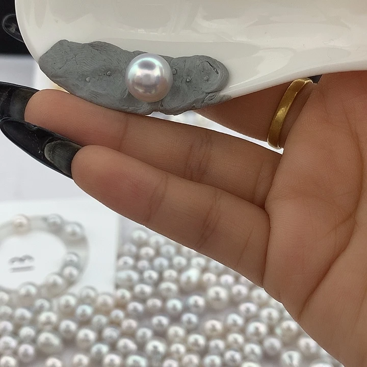 Y***W定制海水珍珠未镶嵌裸珠