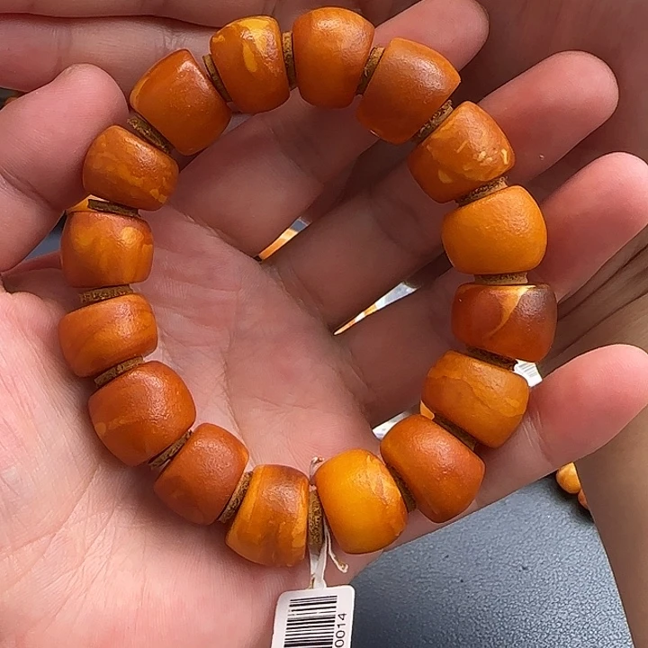 未镶嵌琥珀珠宝奇石1