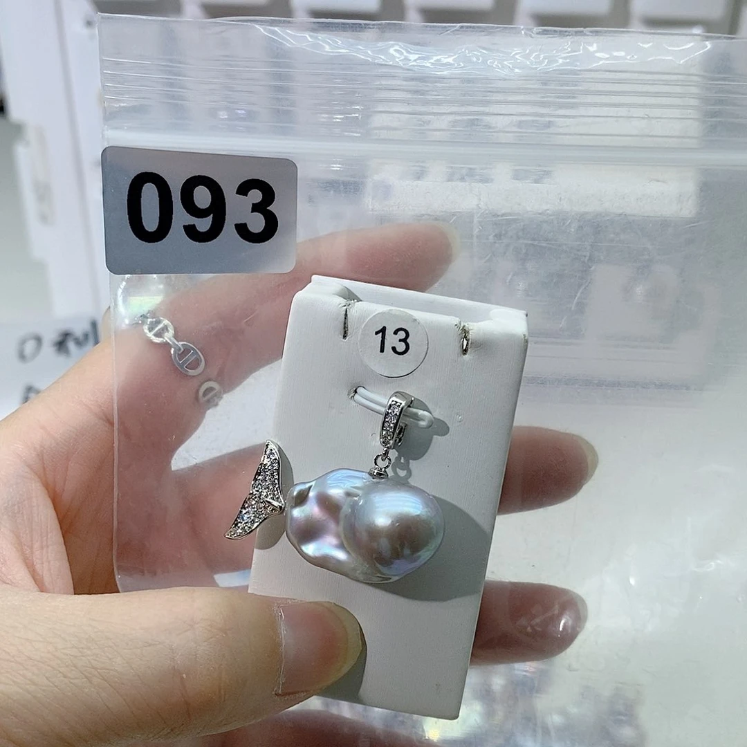 淡水珍珠合金颈饰