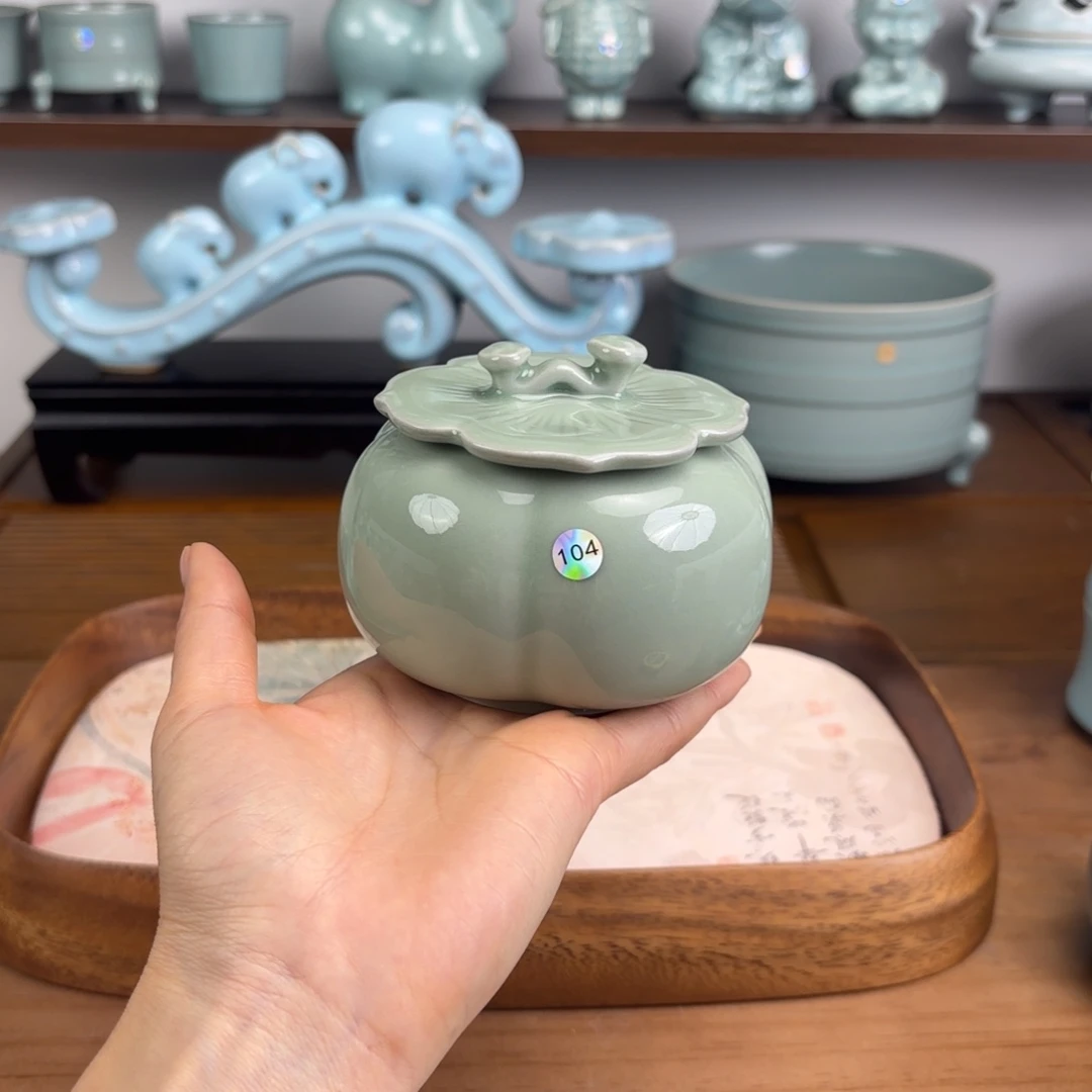 编号104豆绿釉小号茶叶罐孤品特价