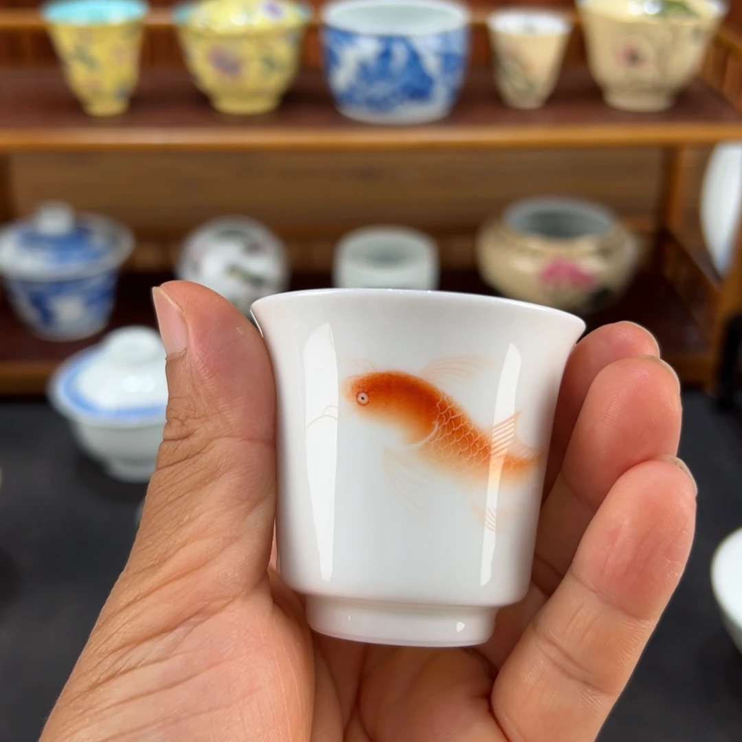 景德镇粉彩主人杯