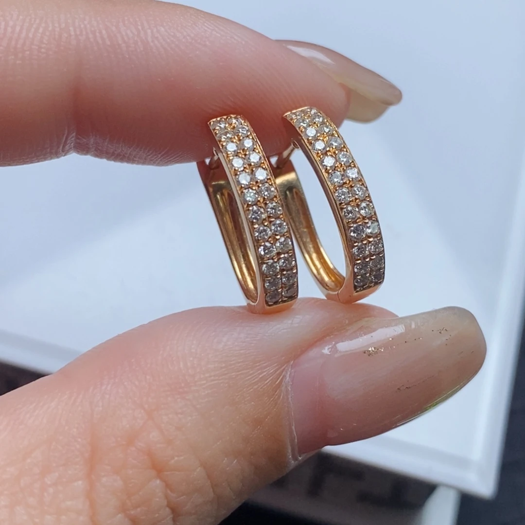 耳饰18K金镶嵌钻石双排钻耳扣