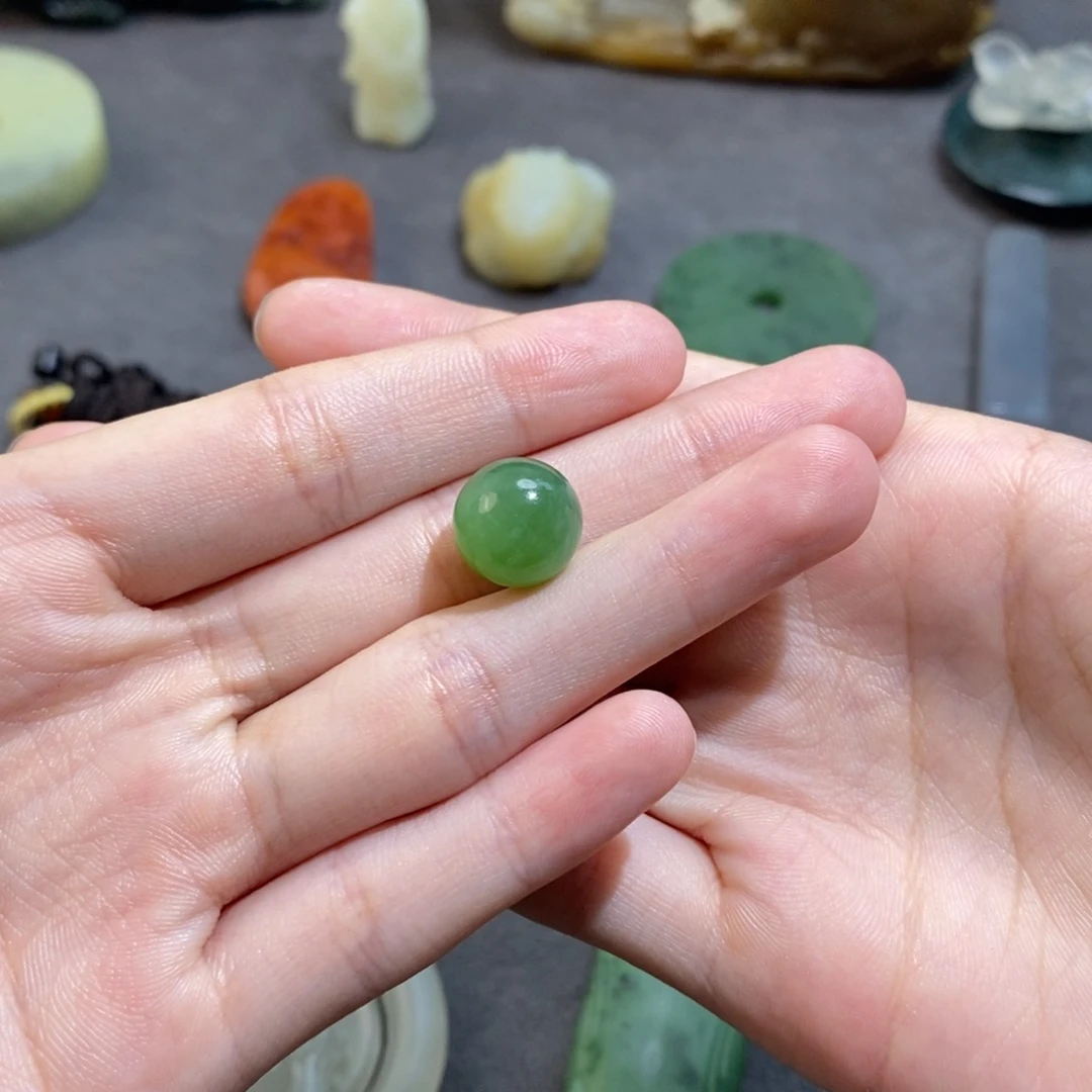 自***渡和田玉未镶嵌颈饰