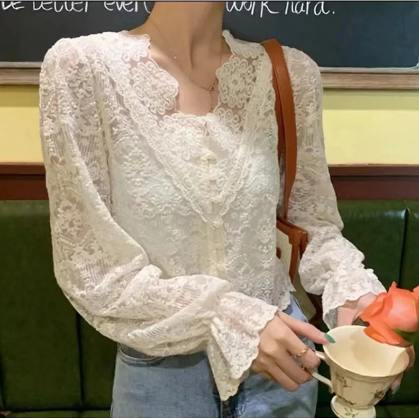 【精致款】2280重工刺绣别致甜美奶乖上衣减龄漂亮小衫
