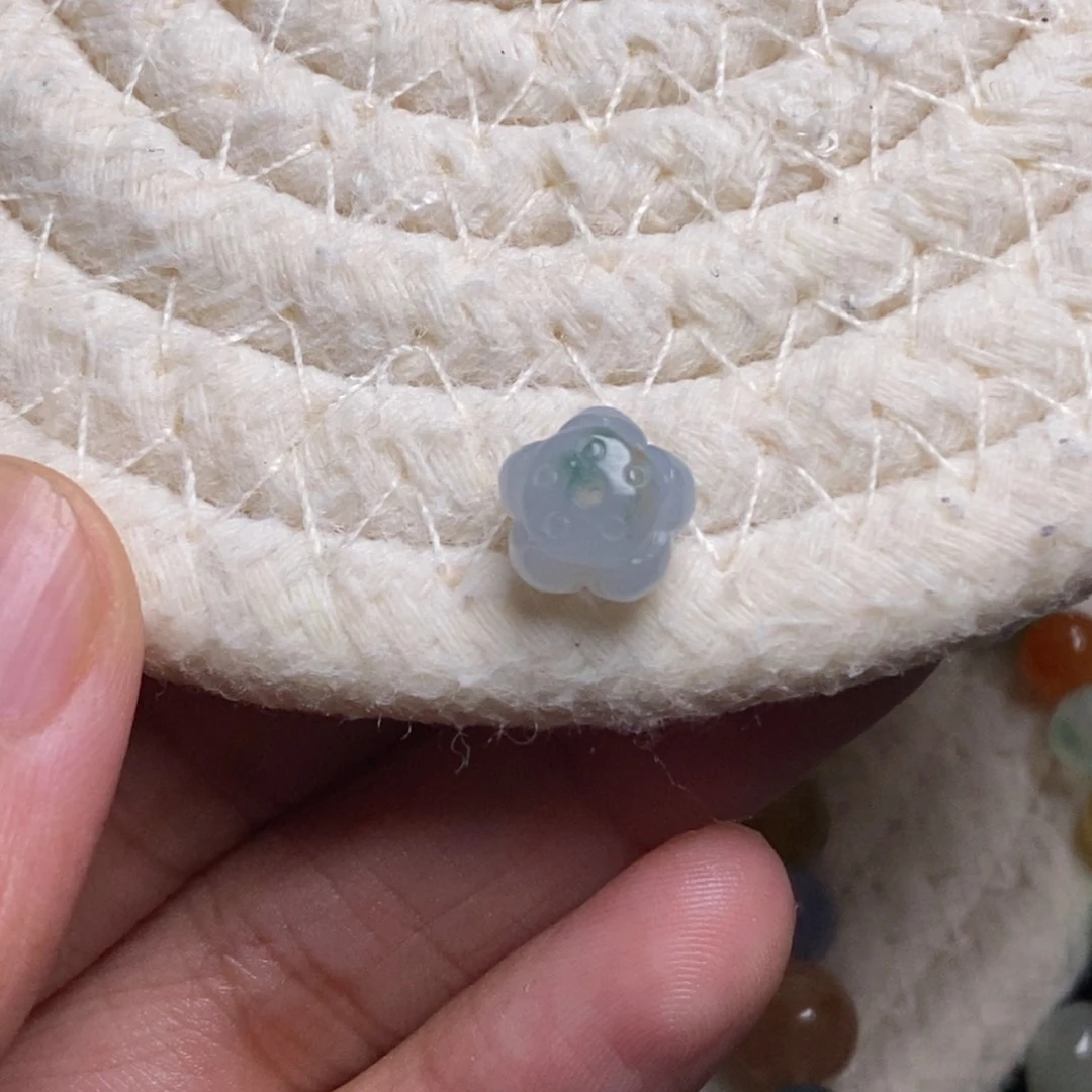 翡翠散珠9.7×7.3天然翡翠A货散珠